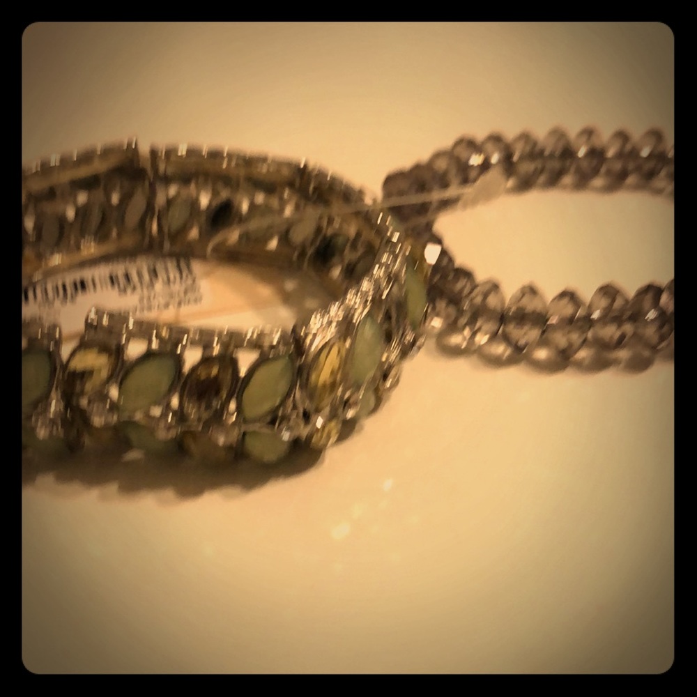 Bracelet lot green rhinestone stretch & grey bead